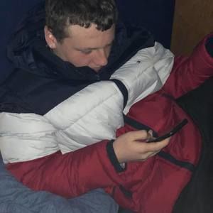 Meet your Posher, Chris